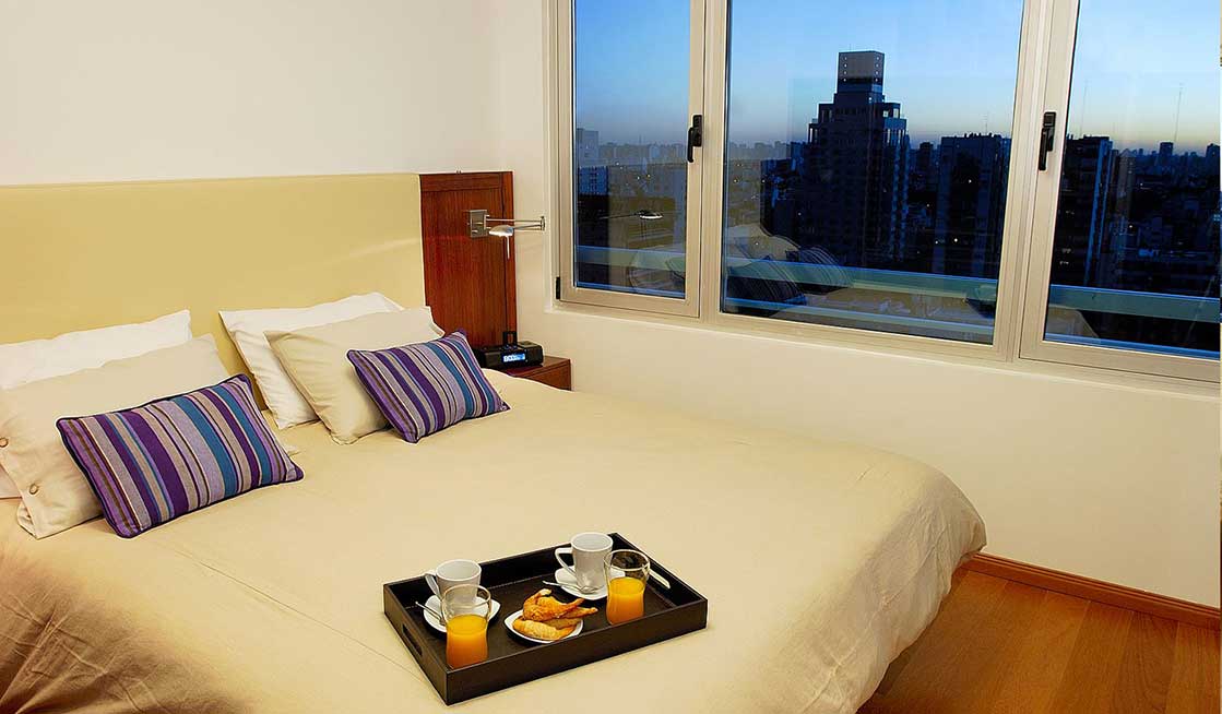 Spacious Studio in Five Star Building