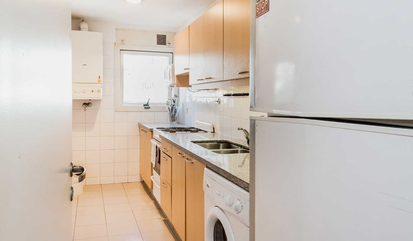 Modern Two Bedroom Apartment with Pool, Gym and Tennis Court