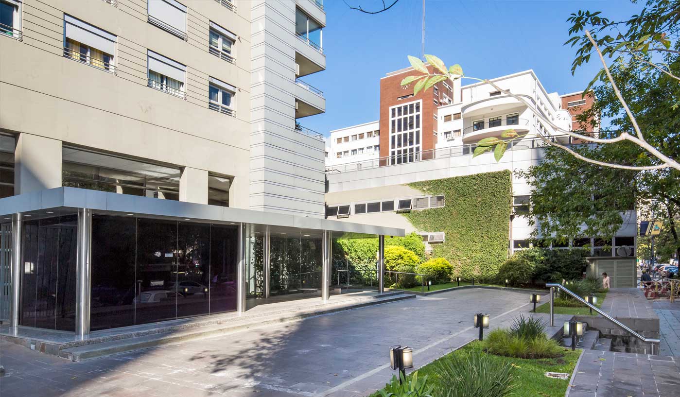 Modern Two Bedroom Apartment with Pool, Gym and Tennis Court