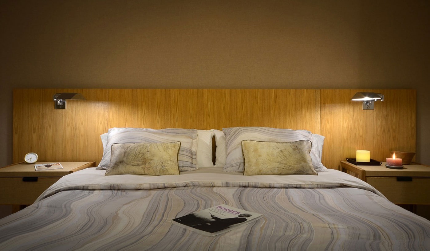 Elegant Two Bedroom Apartment in Classy Recoleta