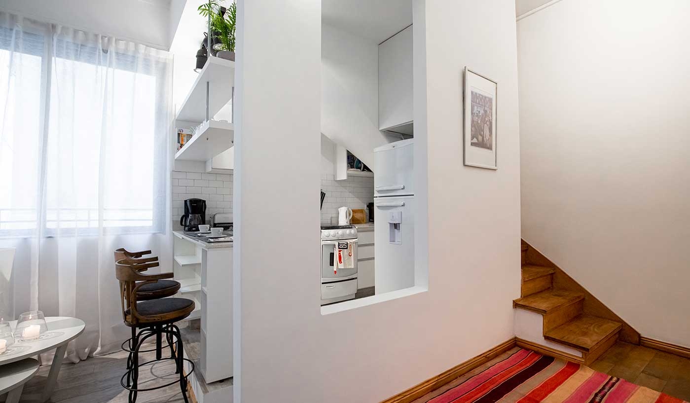 Cool Designer Duplex in best of Recoleta
