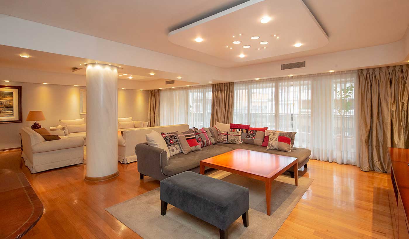 Luxury Three Bedroom Apartment in Exclusive Recoleta Location