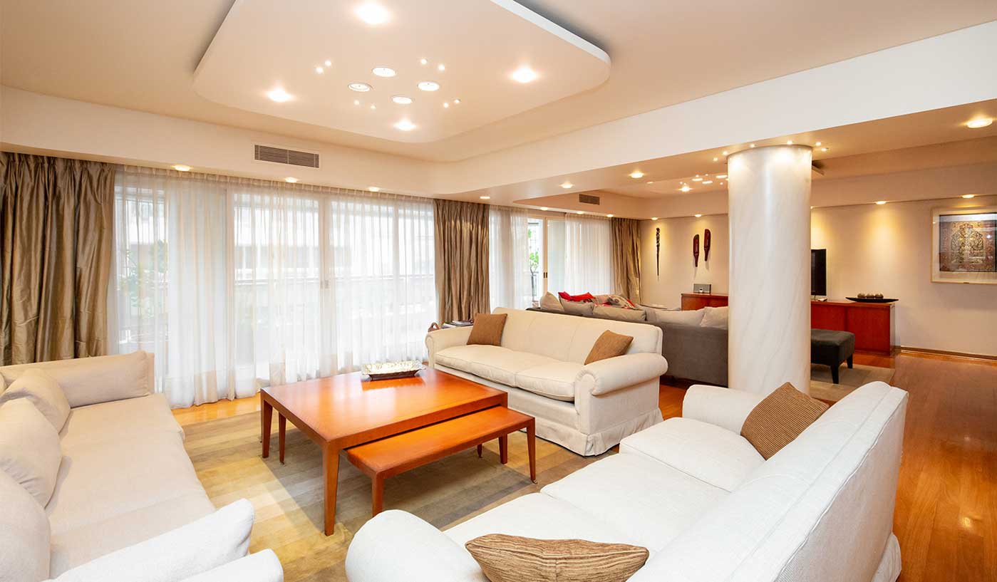 Luxury Three Bedroom Apartment in Exclusive Recoleta Location