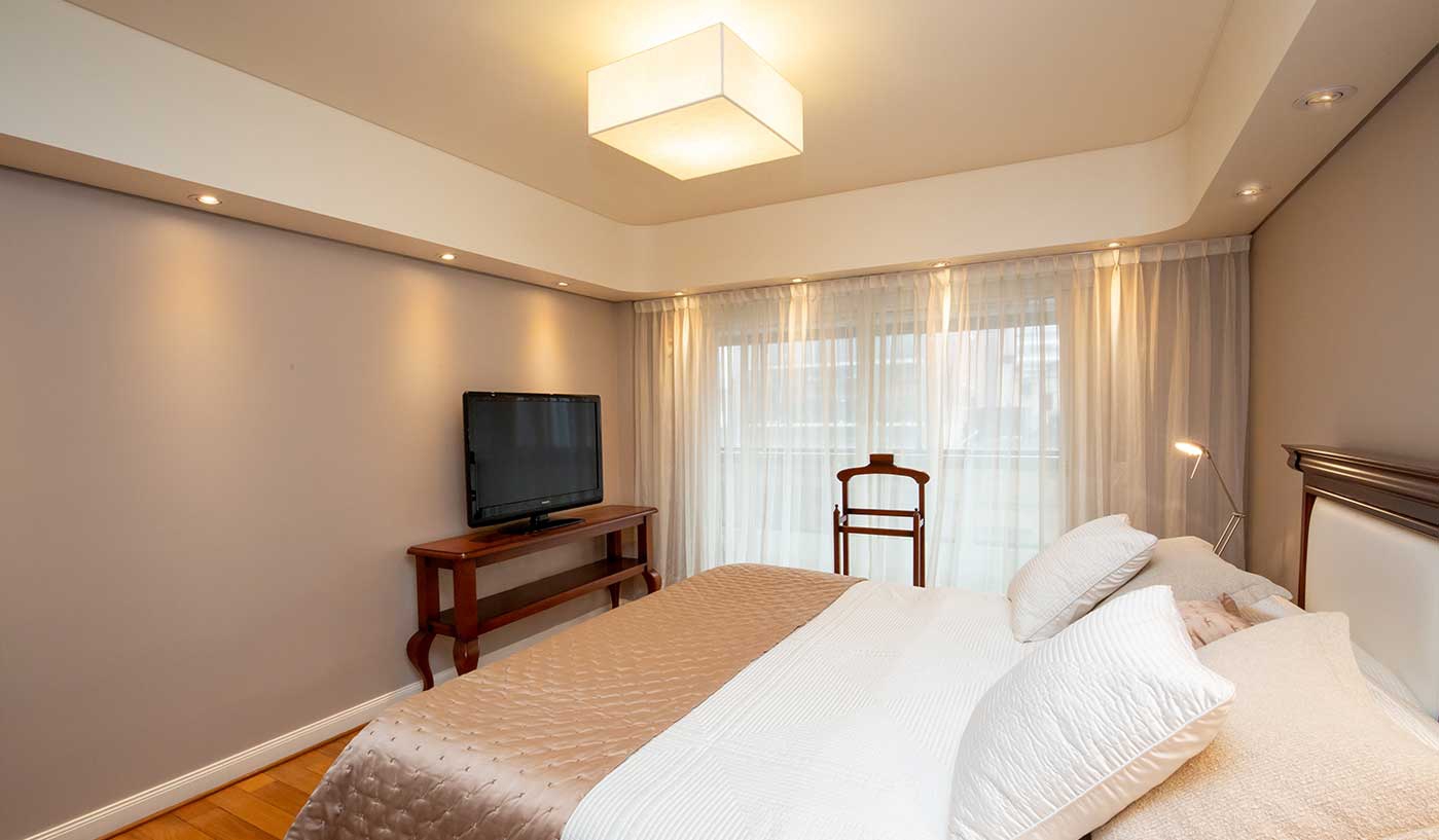 Luxury Three Bedroom Apartment in Exclusive Recoleta Location