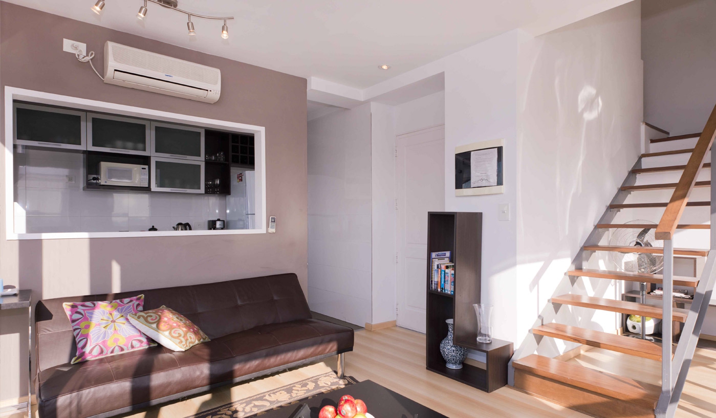 Three Storey Penthouse with Private Terrace, BBQ and Hot-Tub