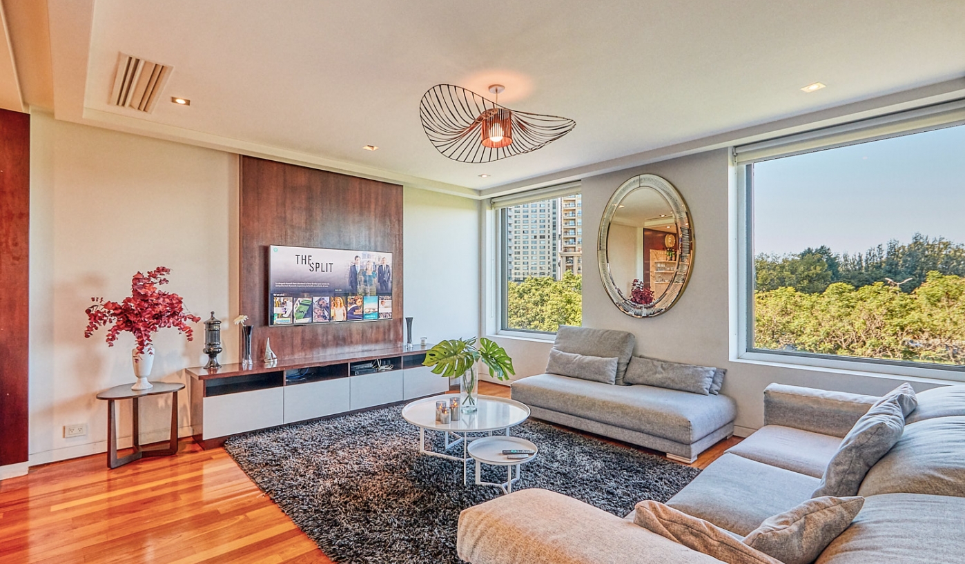 Luxurious One Bedroom Apartment in Fabulous Faena Hotel