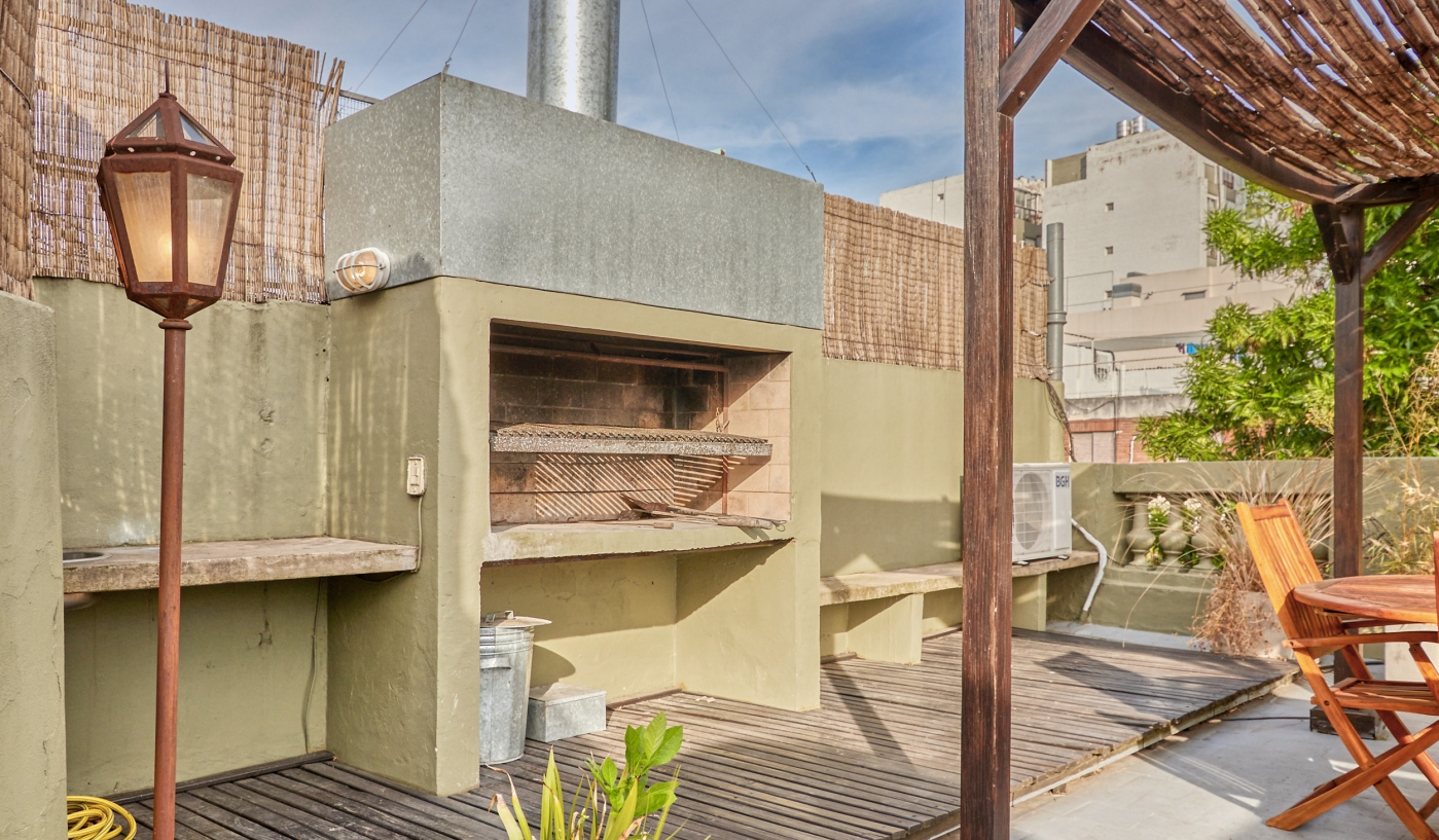 Amazing Two Bedroom Duplex with Private Terrace and BBQ
