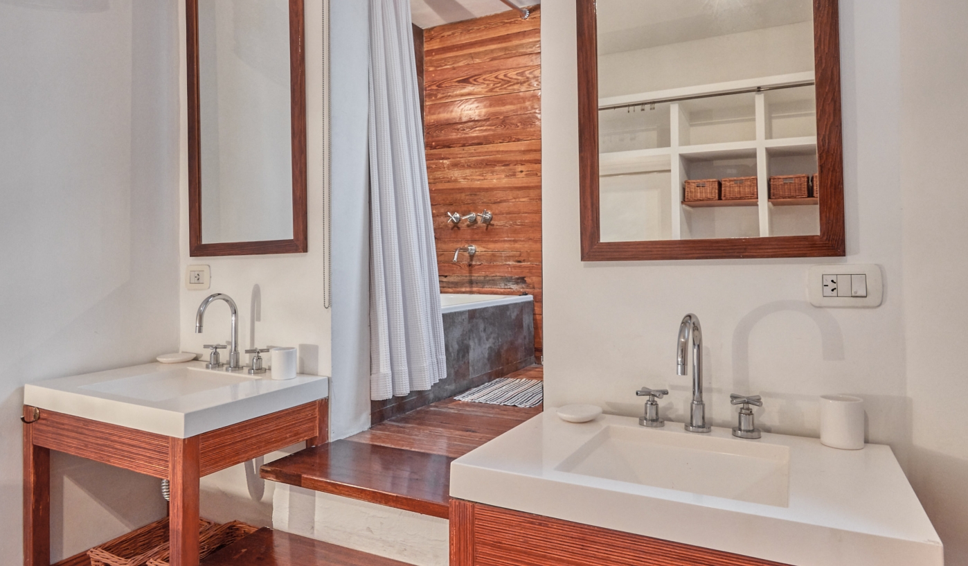 Amazing Two Bedroom Duplex with Private Terrace and BBQ