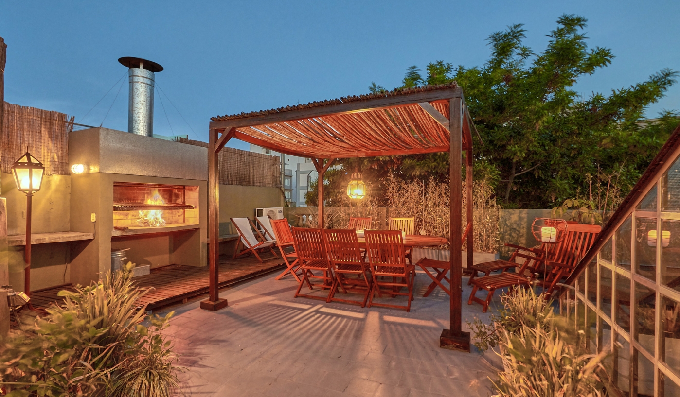 Amazing Two Bedroom Duplex with Private Terrace and BBQ