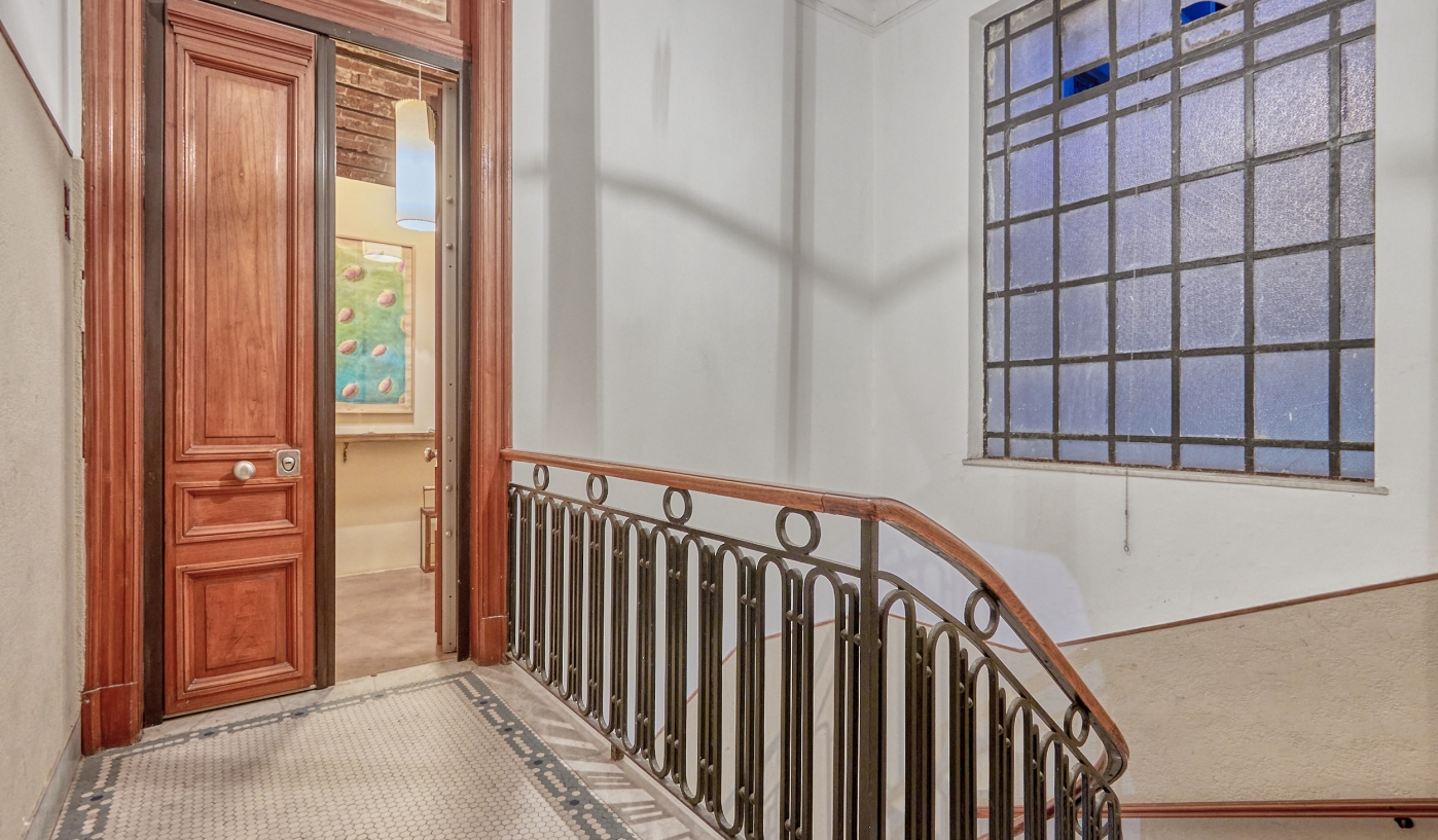 Amazing Two Bedroom Duplex with Private Terrace and BBQ