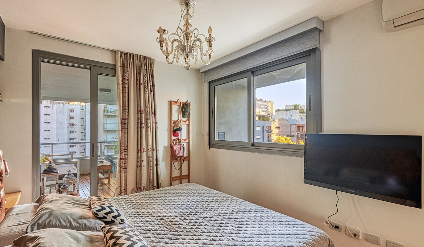 Spectacular One Bedroom Apartment in Luxury Building