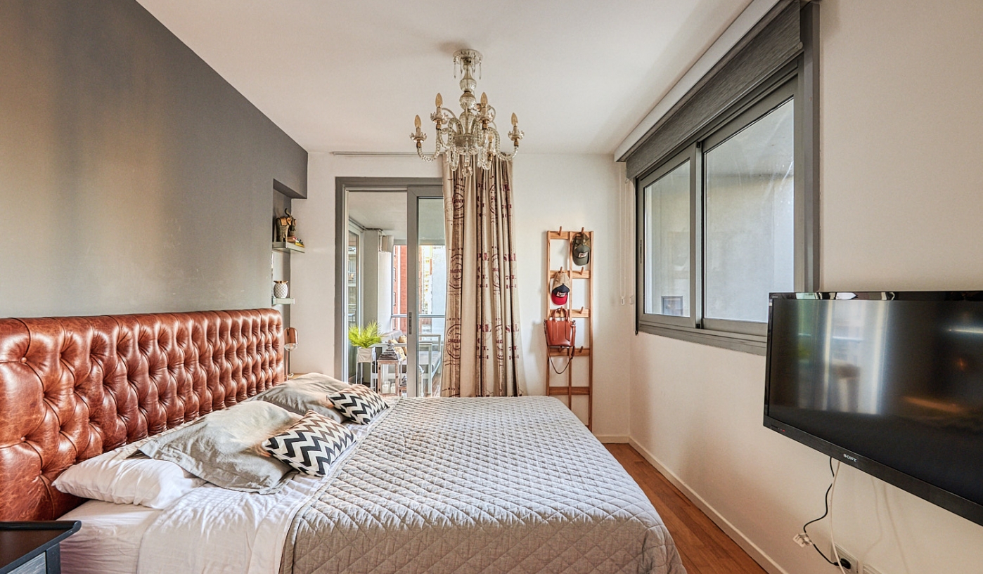 Spectacular One Bedroom Apartment in Luxury Building