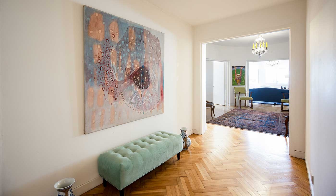 Amazing Four Bedroom Apartment in Iconic Building