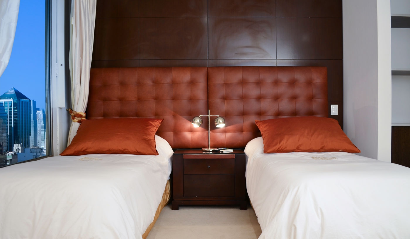 Superb Apartment in Iconic Building with Panoramic Views