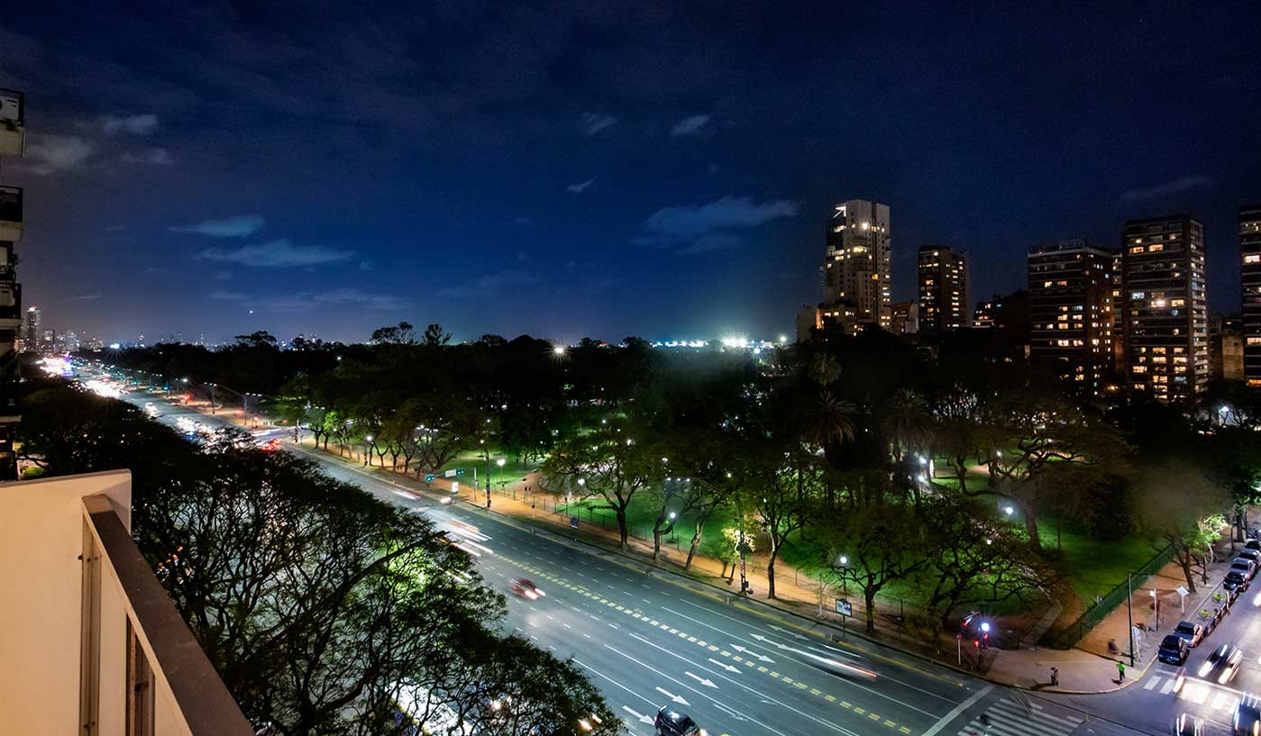 Hip One Bedroom Apartment with Amazing Views