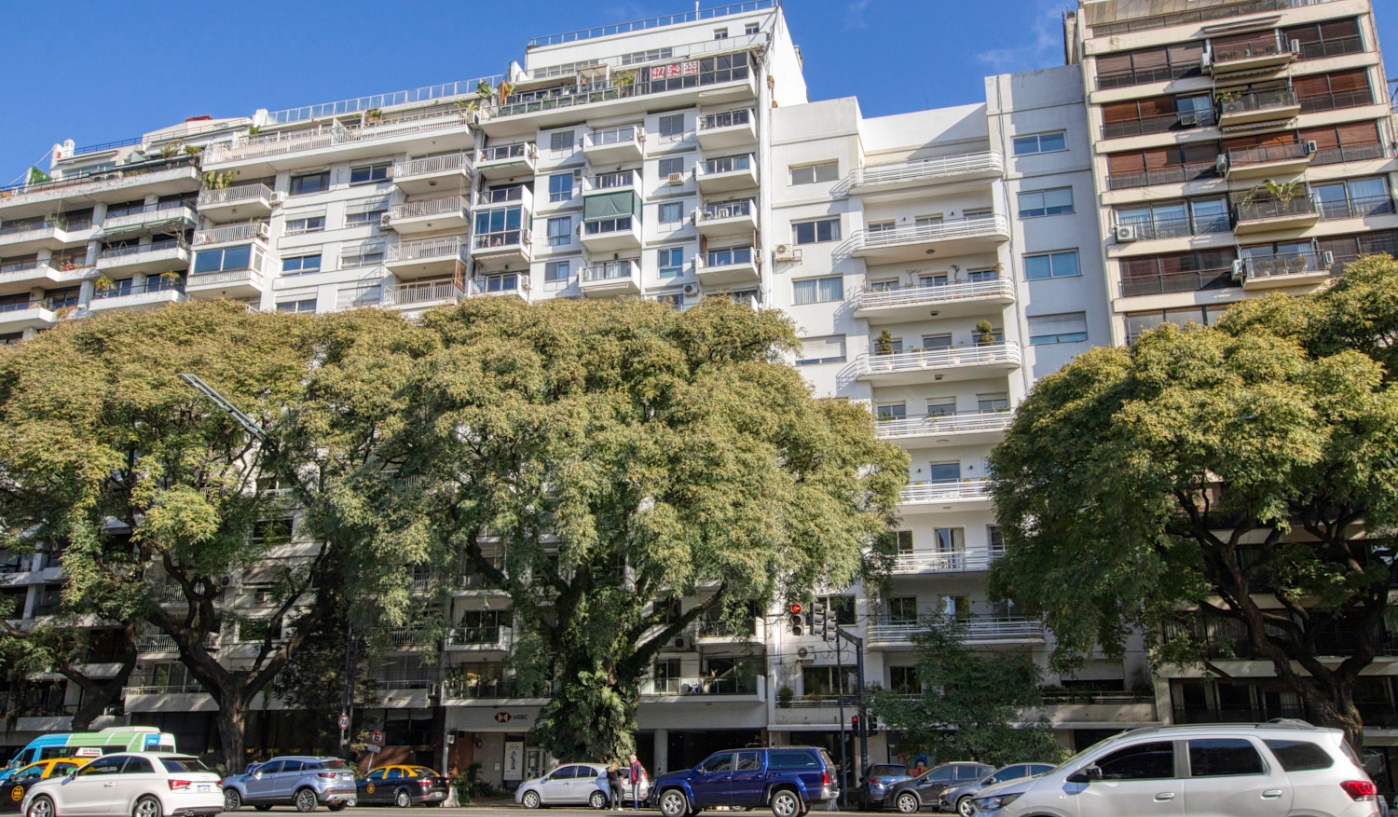 Exclusive One Bedroom Apartment on Libertador Ave. with Amazing Views and Rooftop Pool