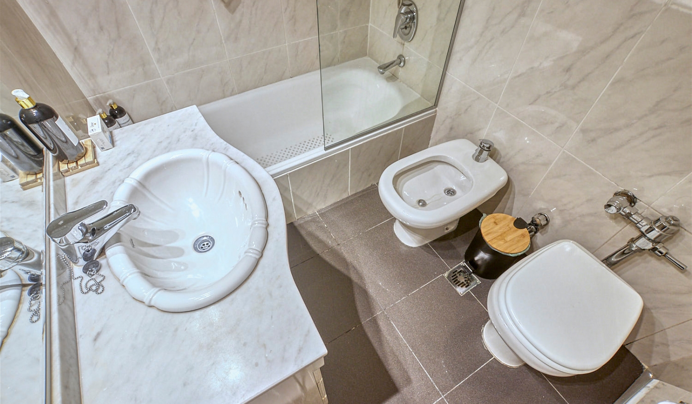 Exclusive One Bedroom Apartment on Libertador Ave. with Amazing Views and Rooftop Pool