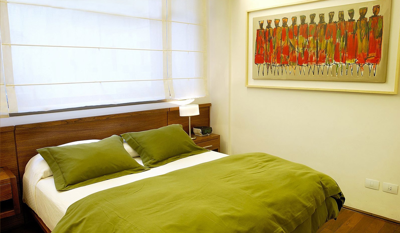 Individual Two Bedroom Two Storey Apartment in Superb Recoleta Location