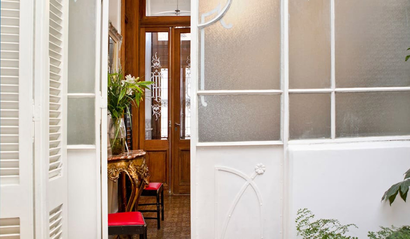 French Style Four Bedroom Townhouse With Inner Courtyard