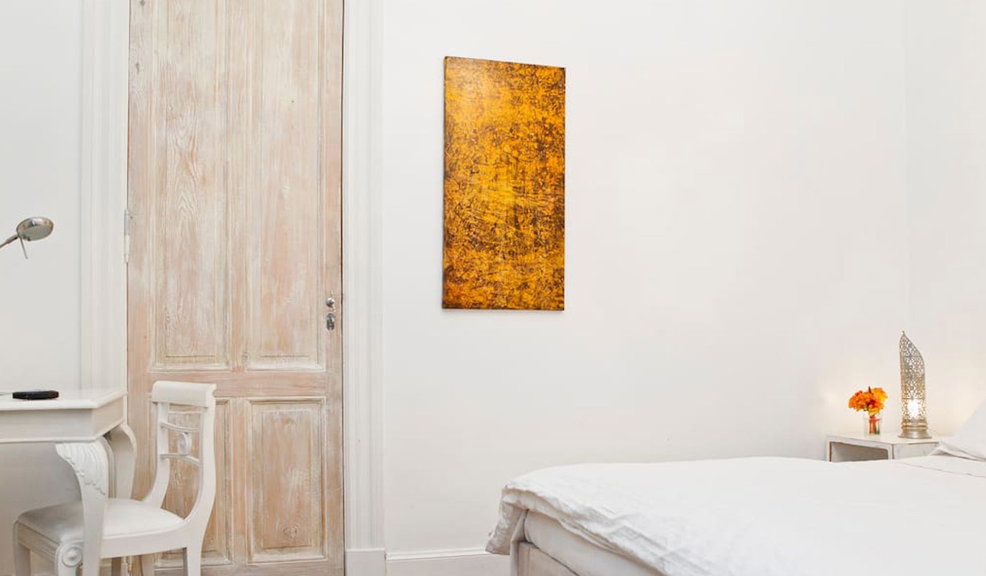 French Style Four Bedroom Townhouse With Inner Courtyard