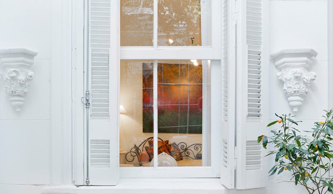 French Style Four Bedroom Townhouse With Inner Courtyard