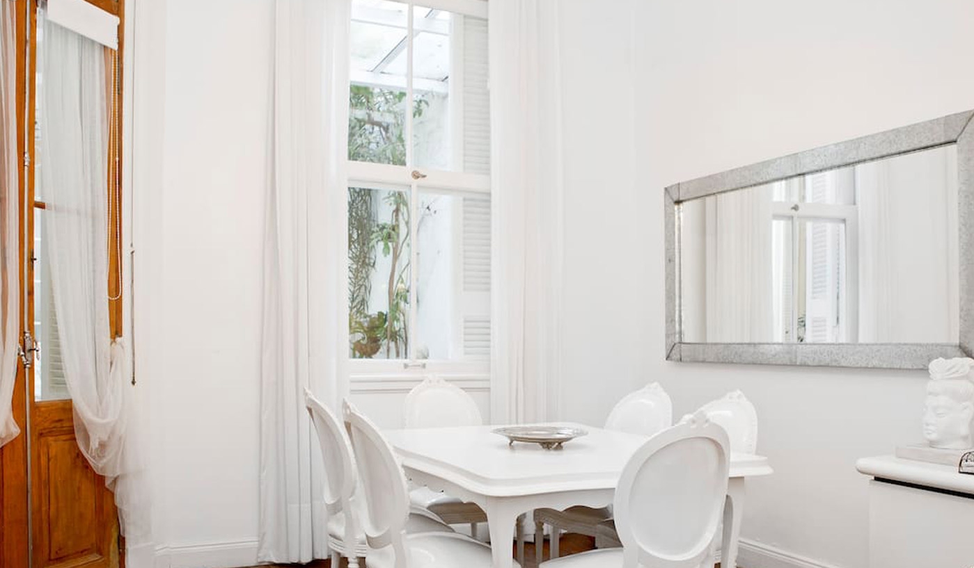 French Style Four Bedroom Townhouse With Inner Courtyard