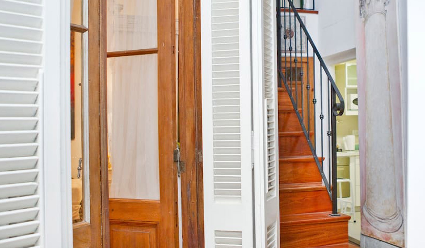 French Style Four Bedroom Townhouse With Inner Courtyard