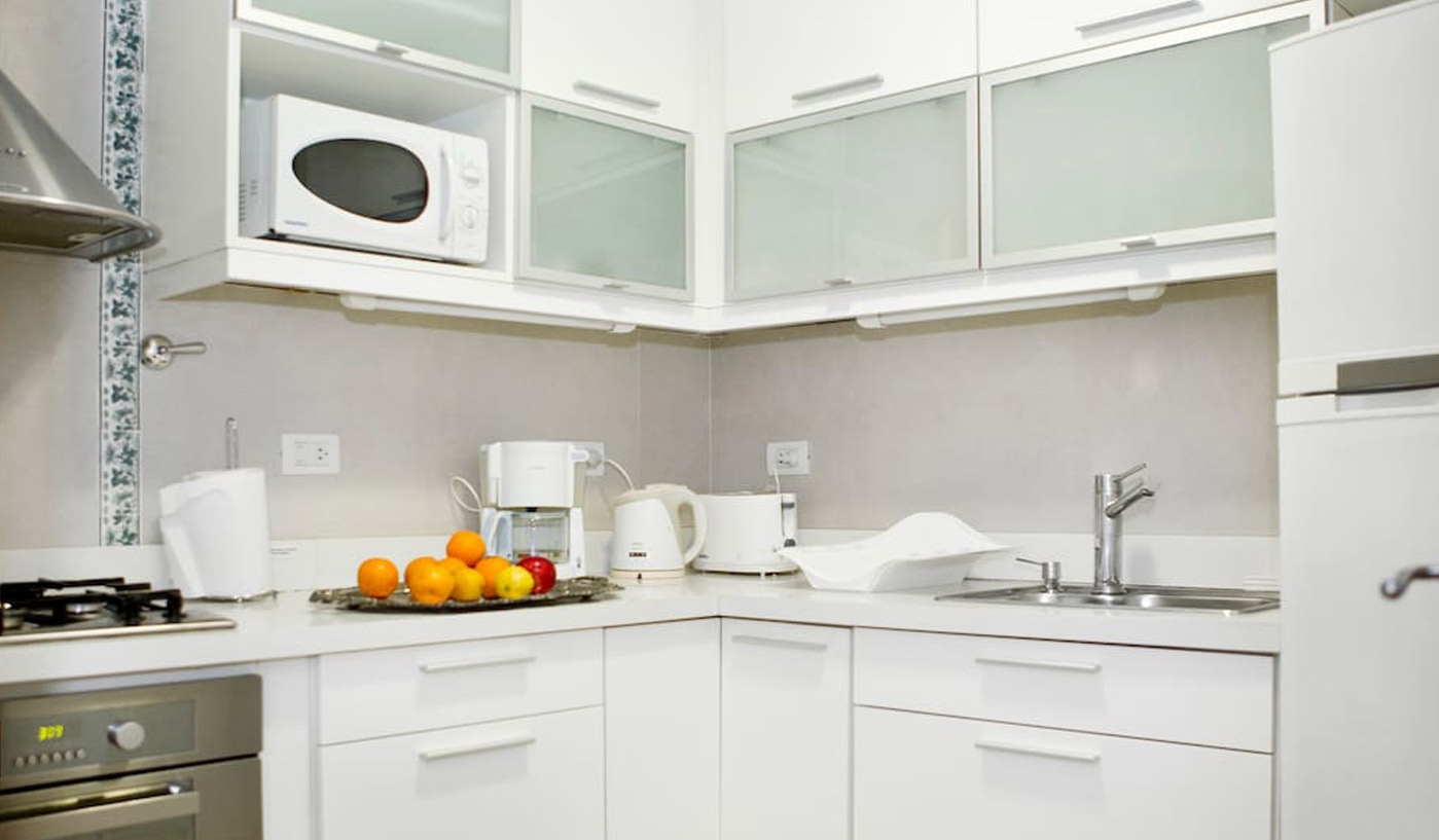 French Style Four Bedroom Townhouse With Inner Courtyard