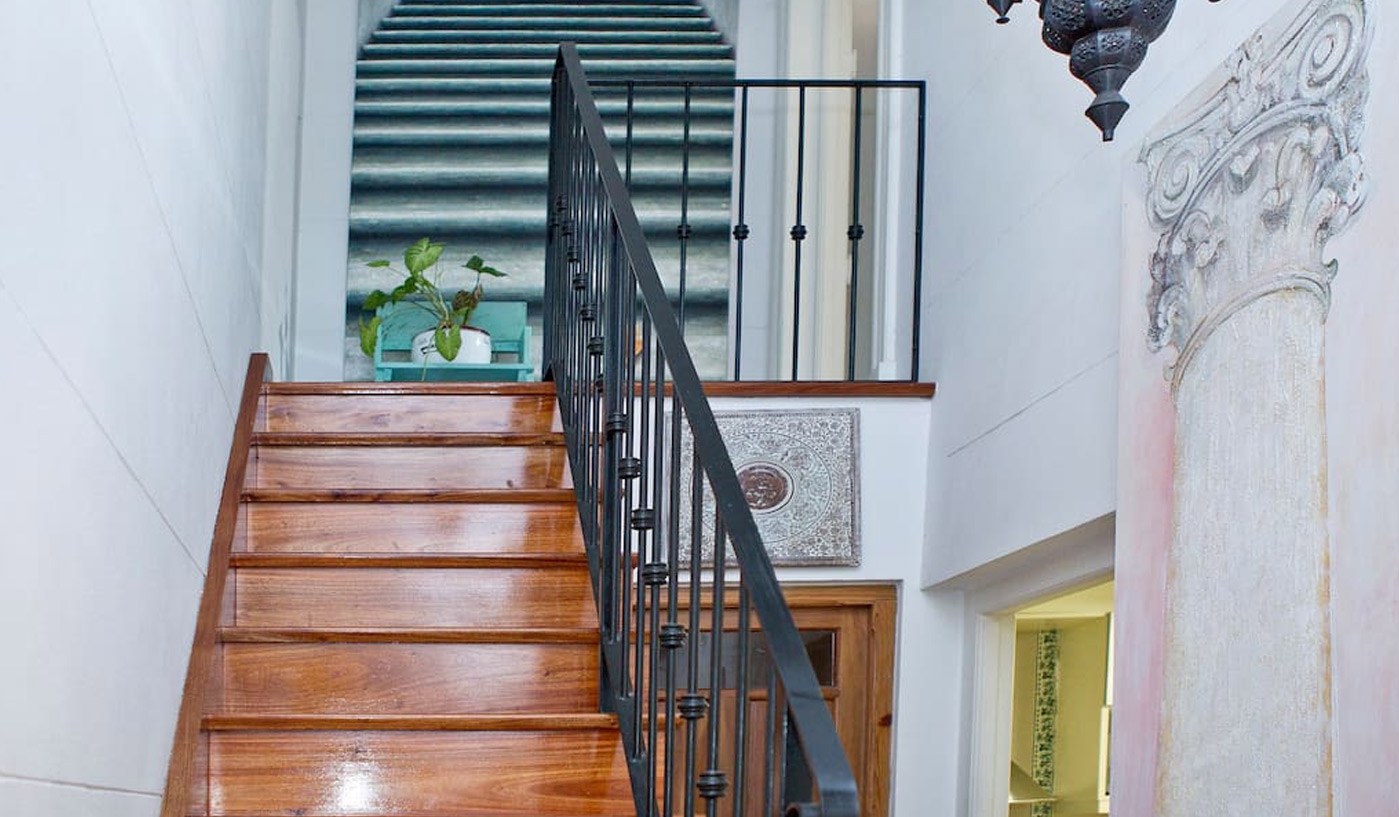 French Style Four Bedroom Townhouse With Inner Courtyard