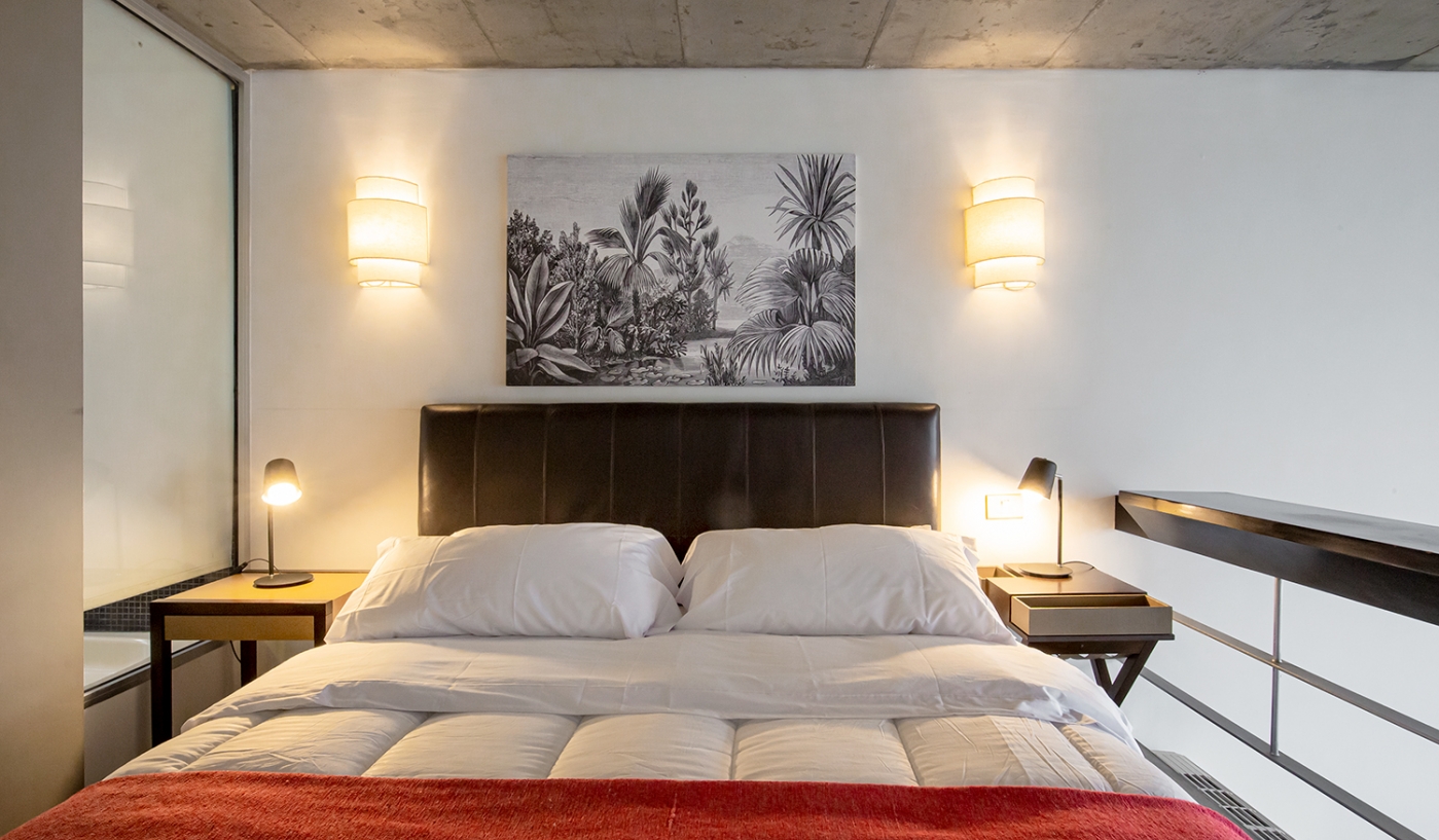 One Bedroom Stylish Duplex in Palermo Hollywood with Rooftop Pool