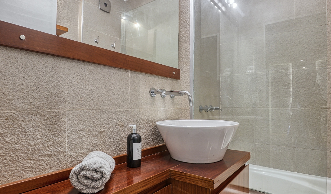 Amazing Views of Polo Fields from this High End One Bedroom Apartment