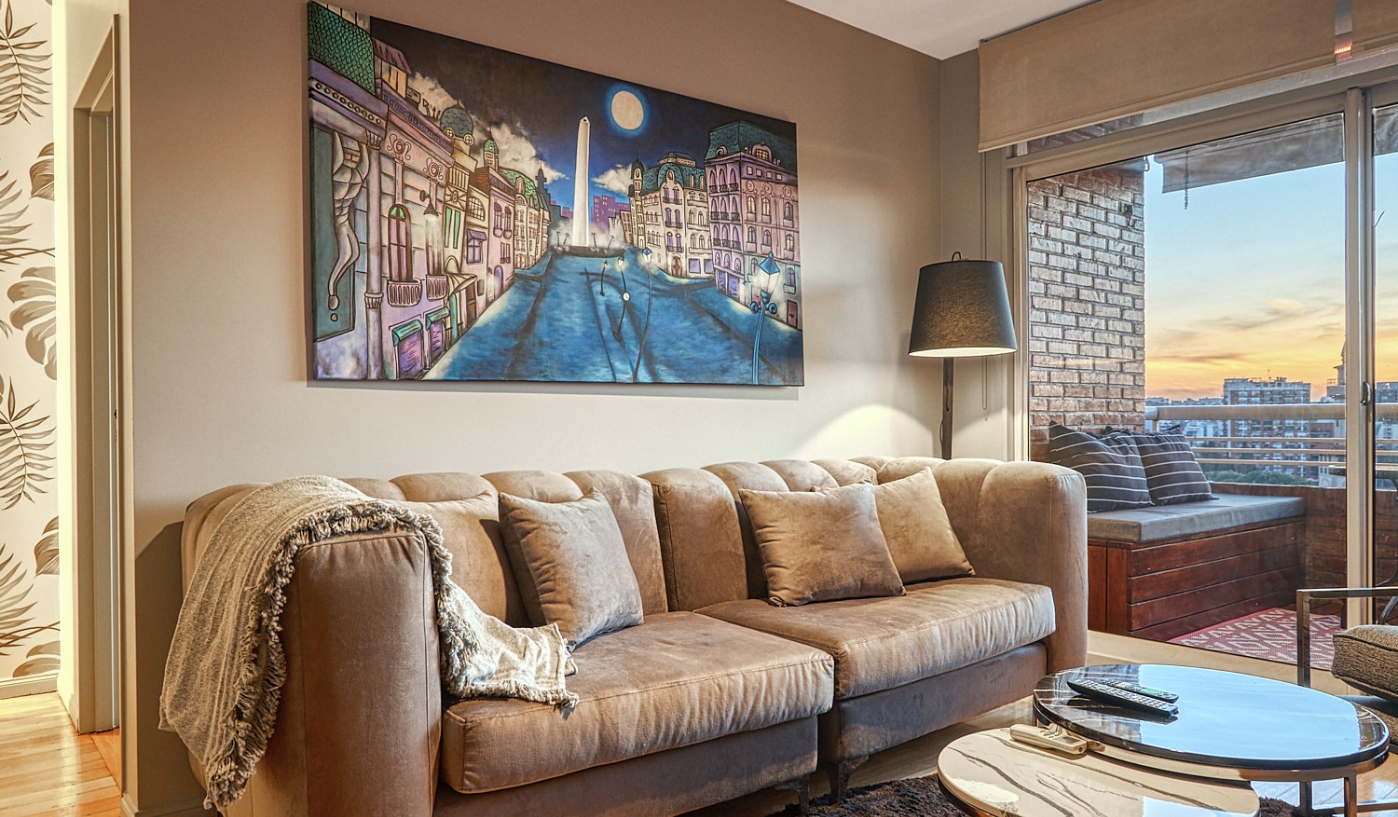 Amazing Views of Polo Fields from this High End One Bedroom Apartment