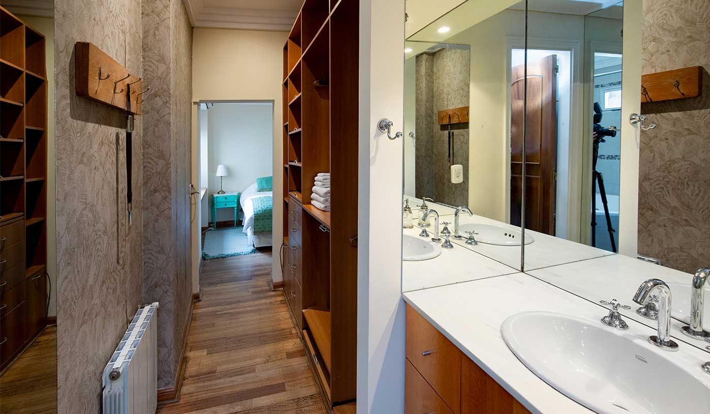 Classy Two Bedroom Apartment with Private Terrace and BBQ in Recoleta