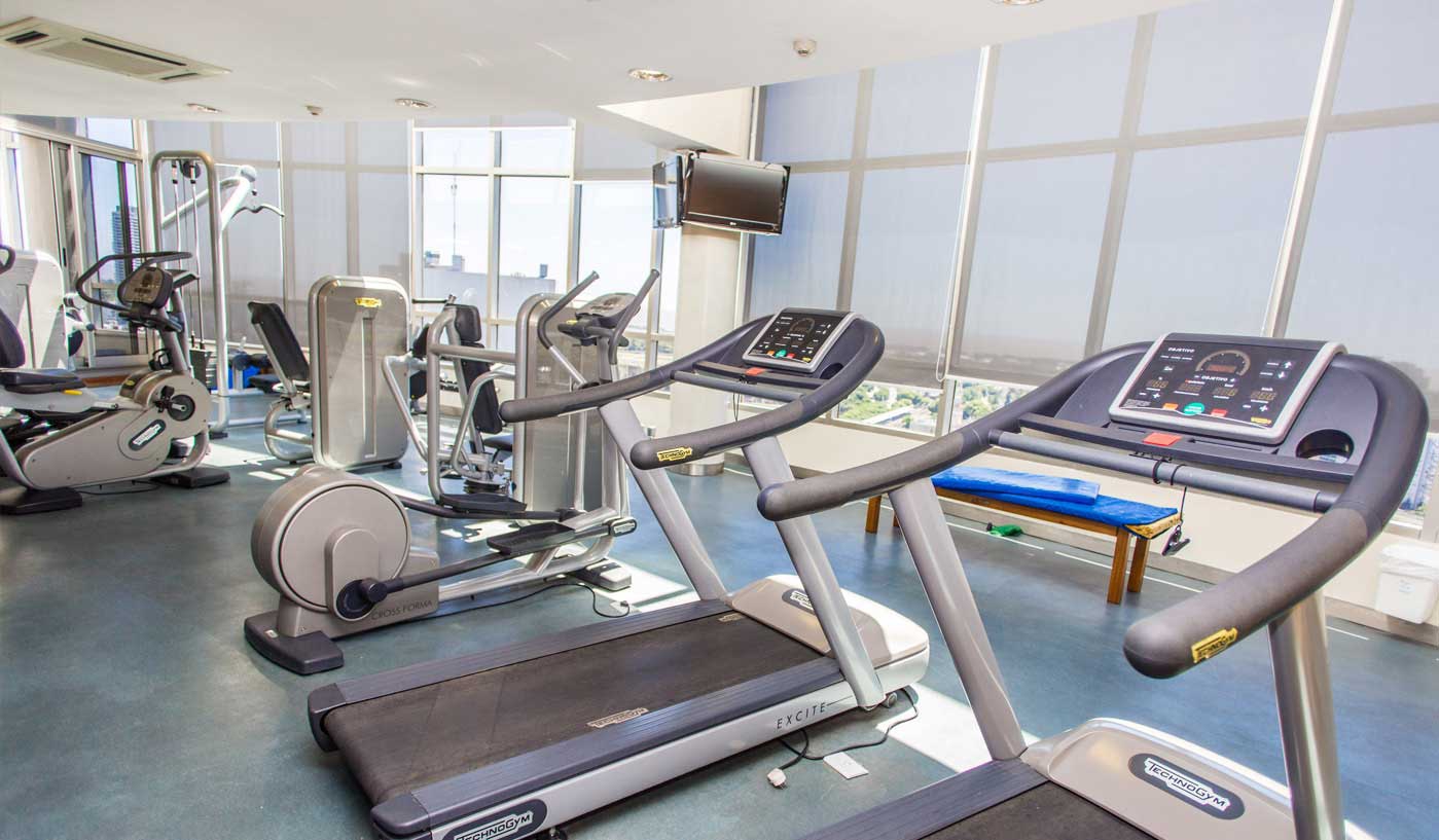 Superb 3 Bedroom Luxury Apartment with Impressive Views