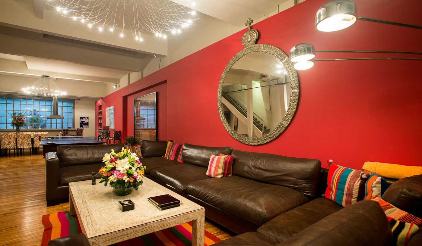 Spectacular 4 Bedroom Villa with Pool, Courtyard and BBQ in Palermo Soho