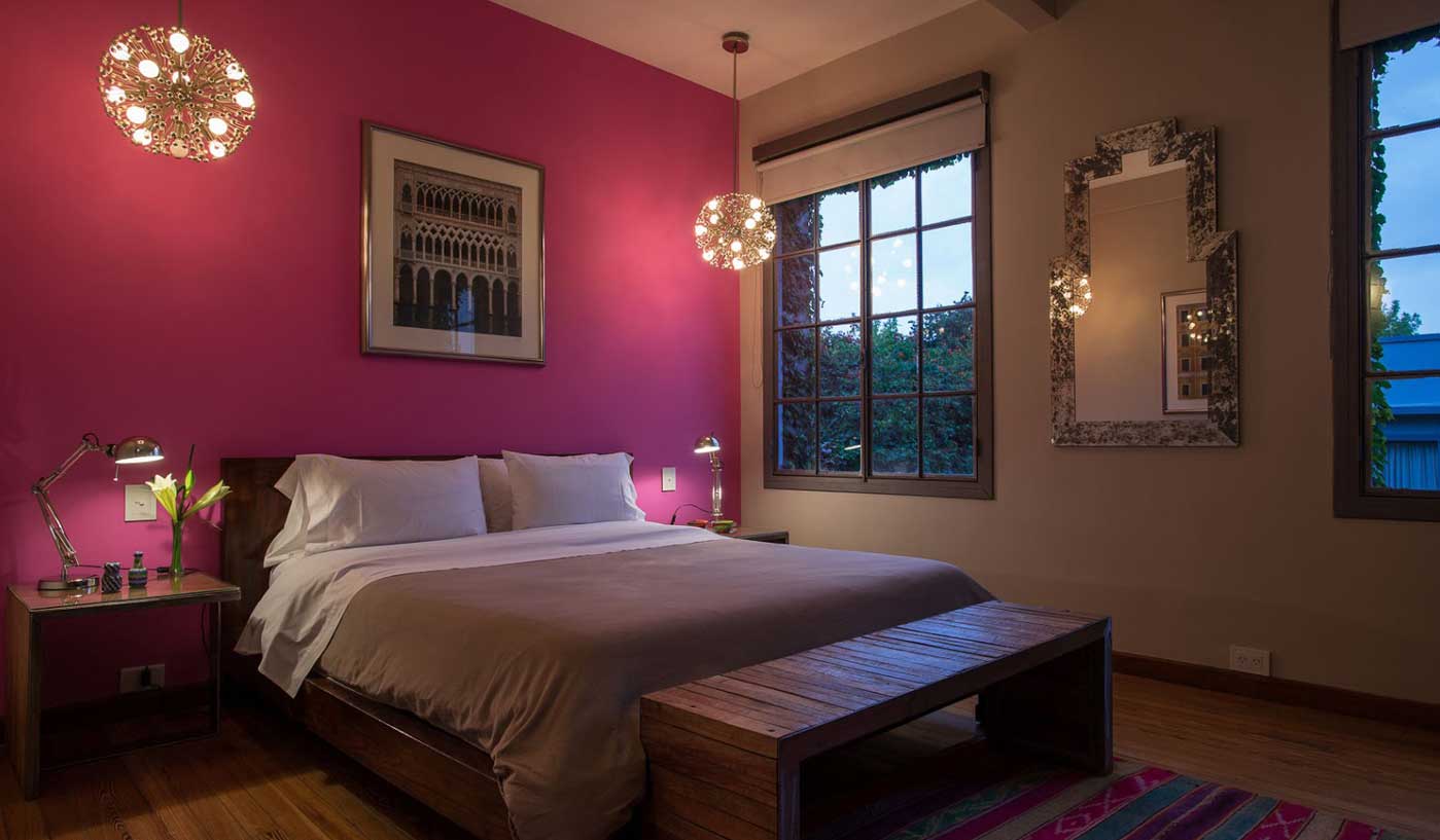 Spectacular 4 Bedroom Villa with Pool, Courtyard and BBQ in Palermo Soho