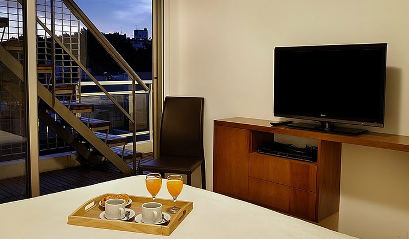 Great Two Bedroom Penthouse with Fantastic Private Terrace