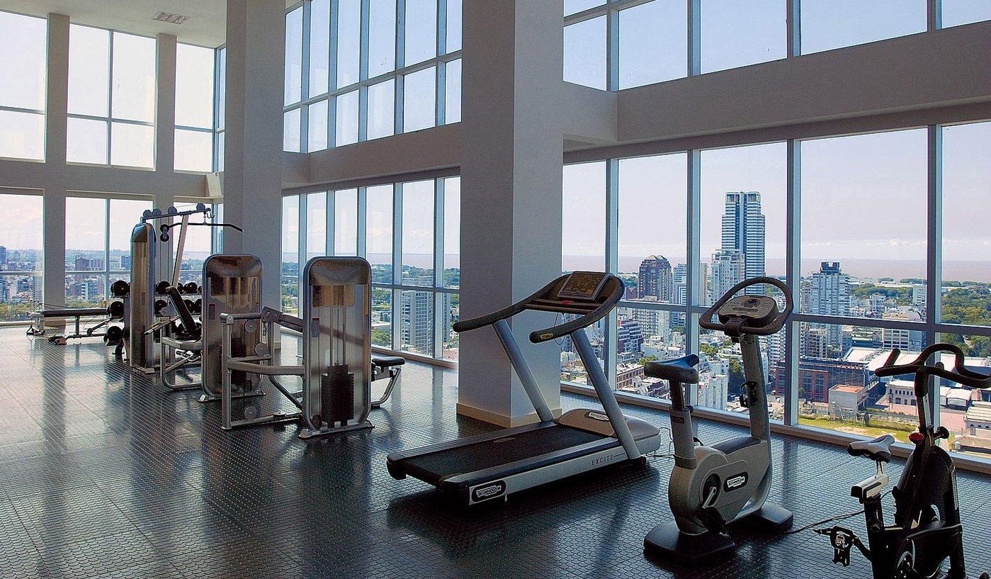 One Bedroom Apartment in Five Star Building With Panoramic Views