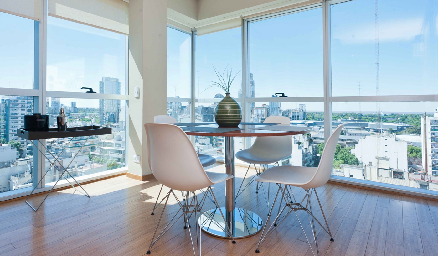 Sparkling One Bedroom Apartment in Five Star Building