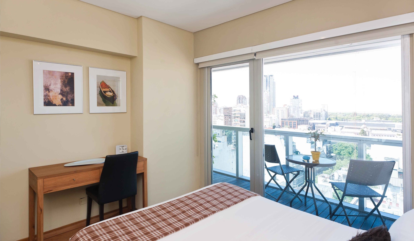 Sparkling One Bedroom Apartment in Five Star Building