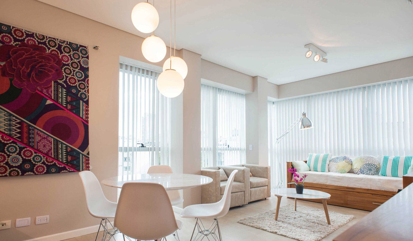 Airy One Bedroom Apartment in Five Star Building