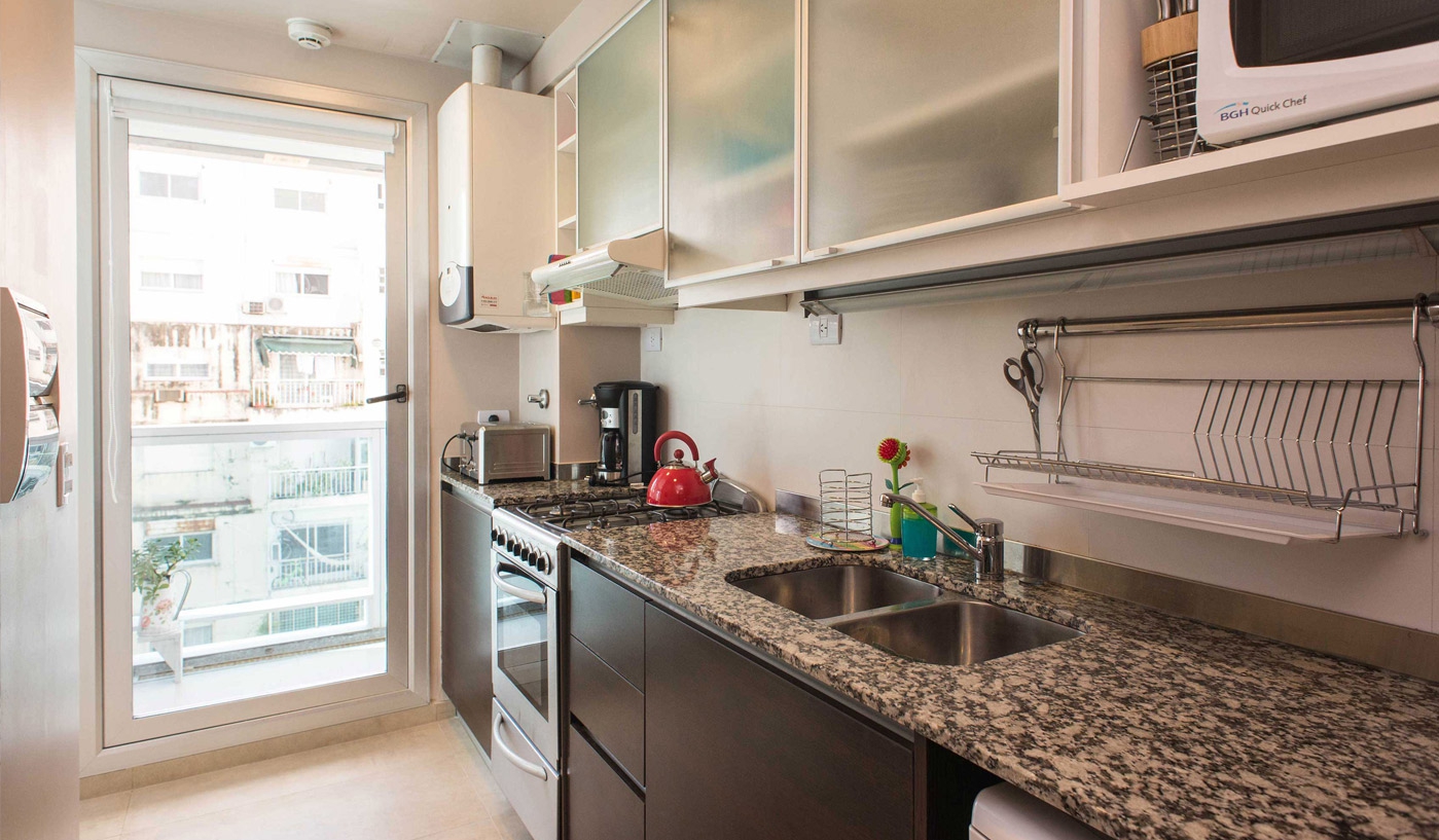 Airy One Bedroom Apartment in Five Star Building