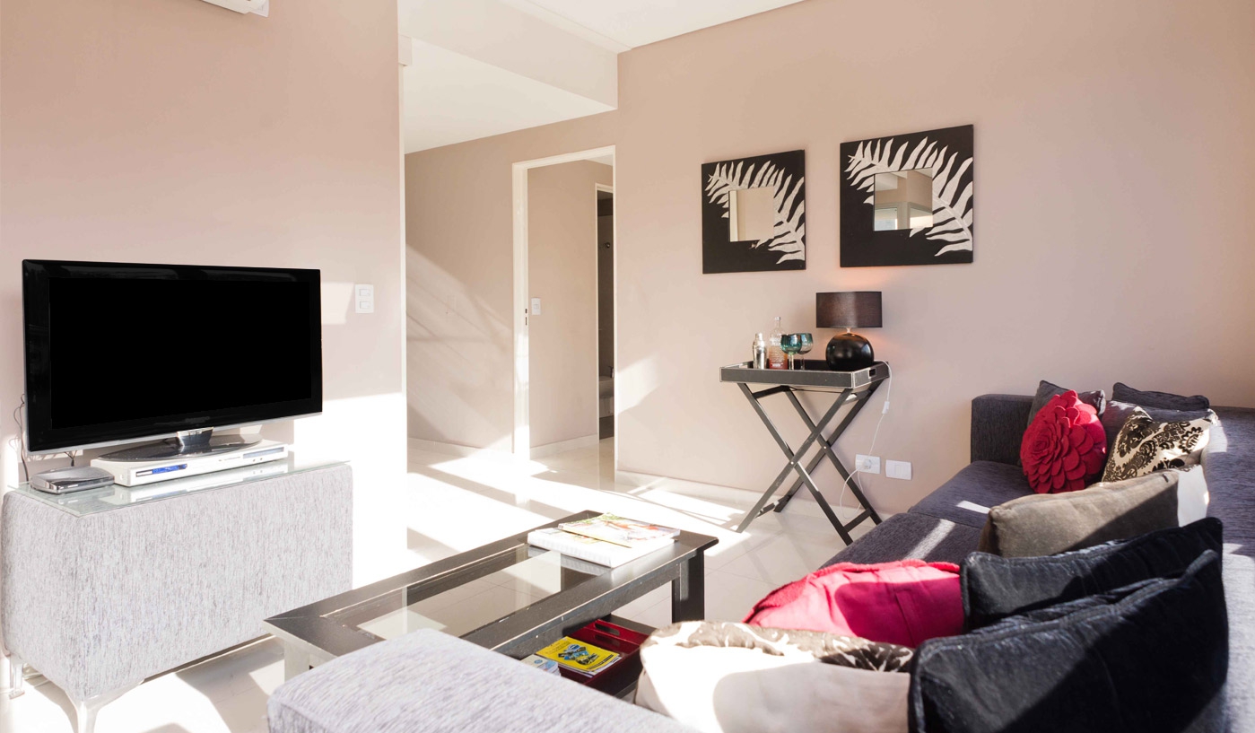 Contemporary Two Bedroom Apartment in Five Star Building