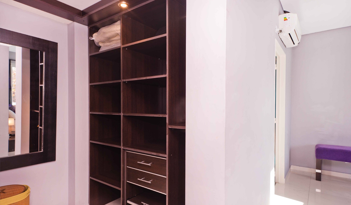 Contemporary Two Bedroom Apartment in Five Star Building