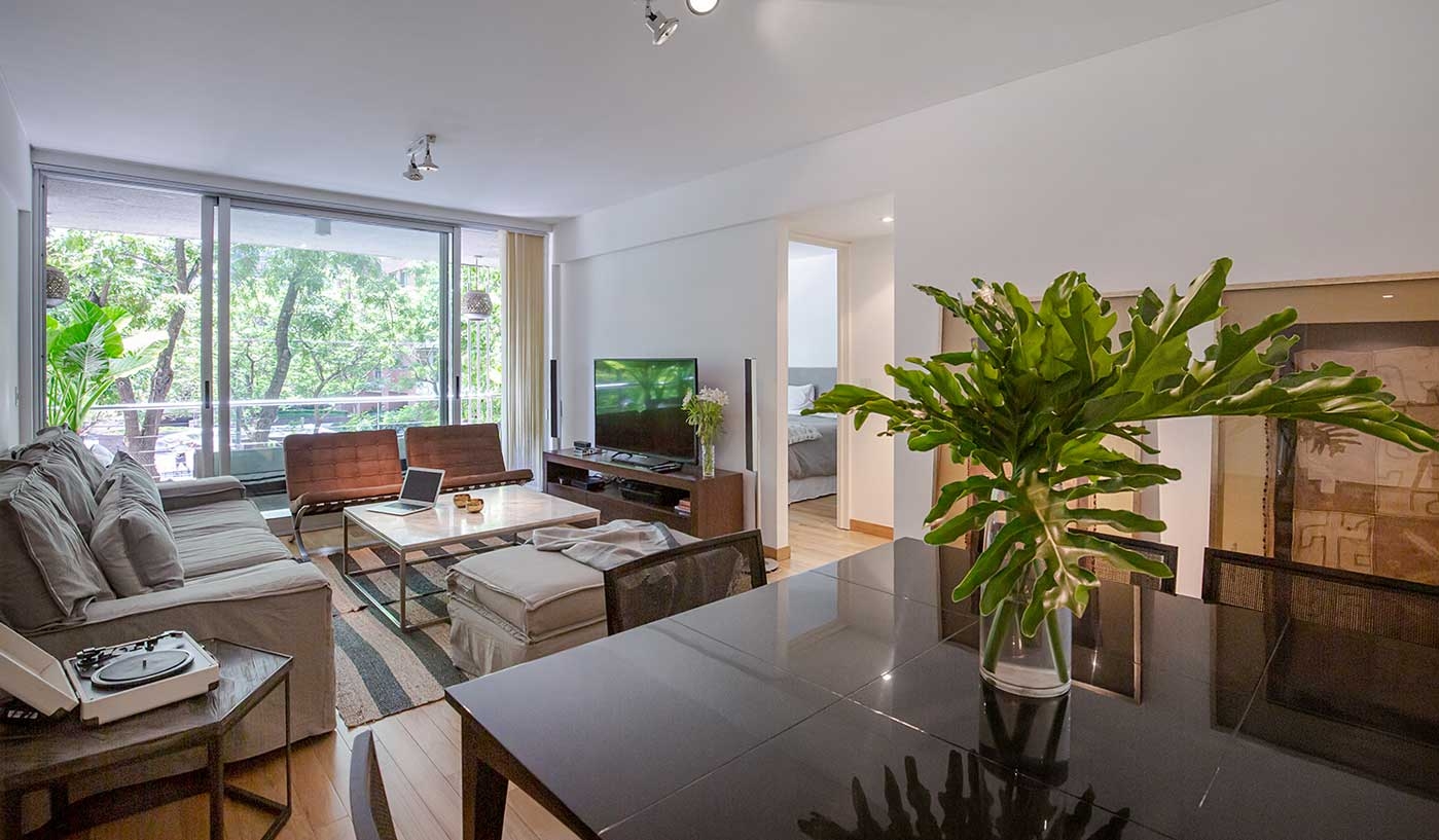 Superb Three Bedroom Apartment with Pool, BBQ, and Gym in Best of Belgrano