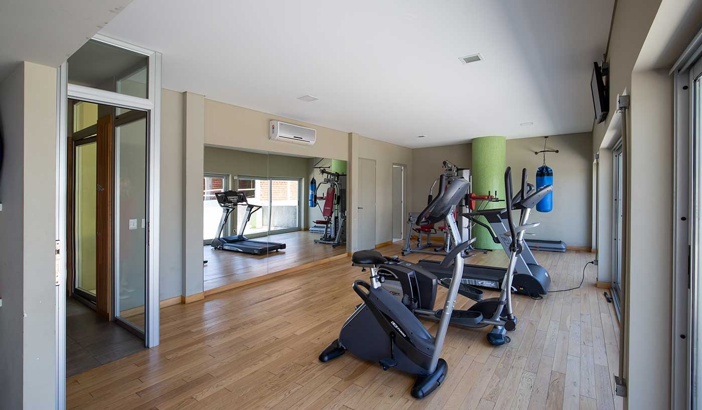 Superb Three Bedroom Apartment with Pool, BBQ, and Gym in Best of Belgrano