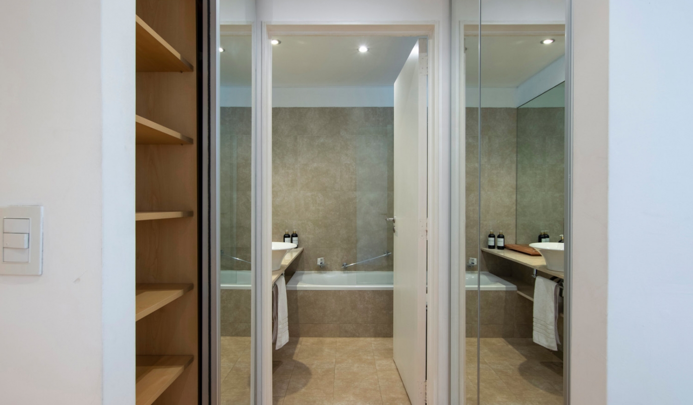 Trendy Two Bedroom Apartment in Top Apartment Complex