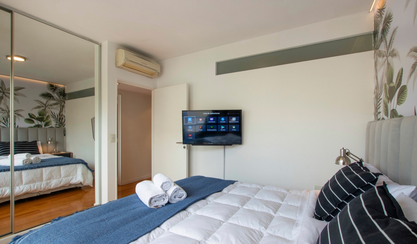 Trendy Two Bedroom Apartment in Top Apartment Complex