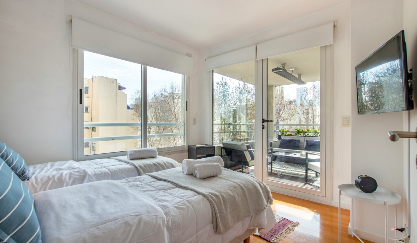 Trendy Two Bedroom Apartment in Top Apartment Complex