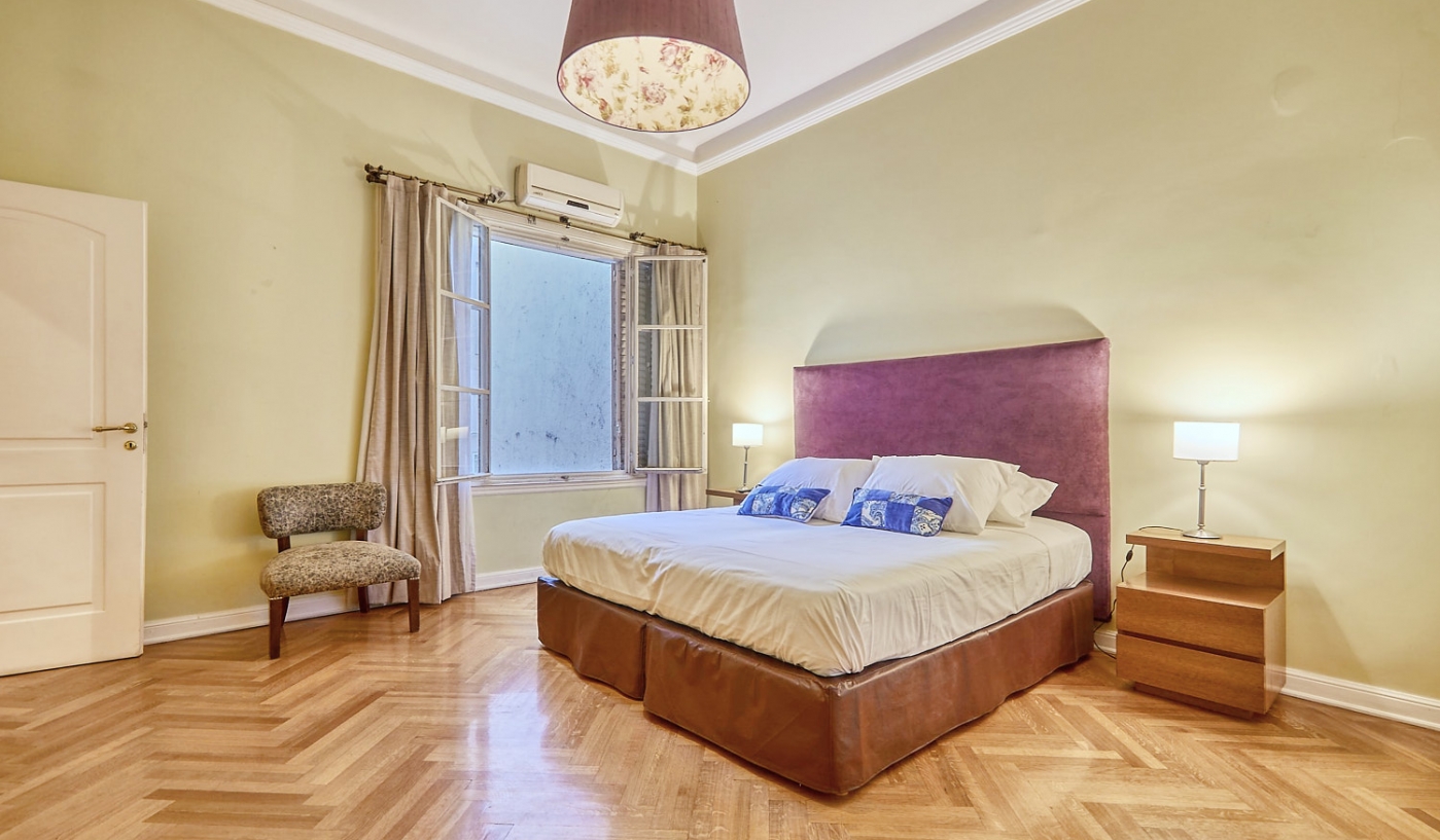Impressive Five Bedroom Apartment in Chic Recoleta